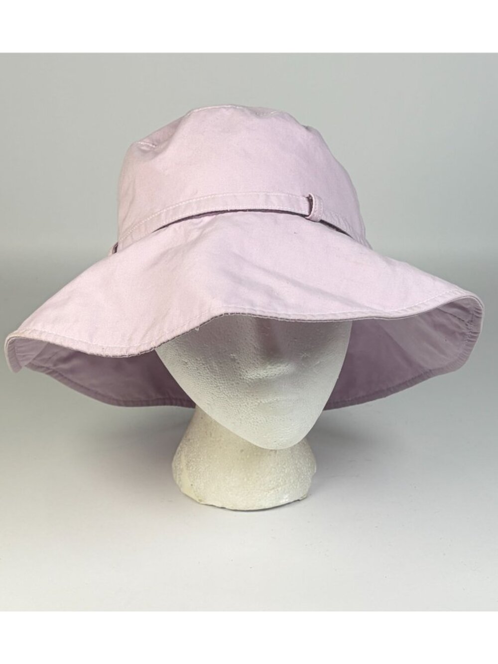 Vintage Y2K Nine West Wide Brim Floppy Sun Hat Lavender Button Details